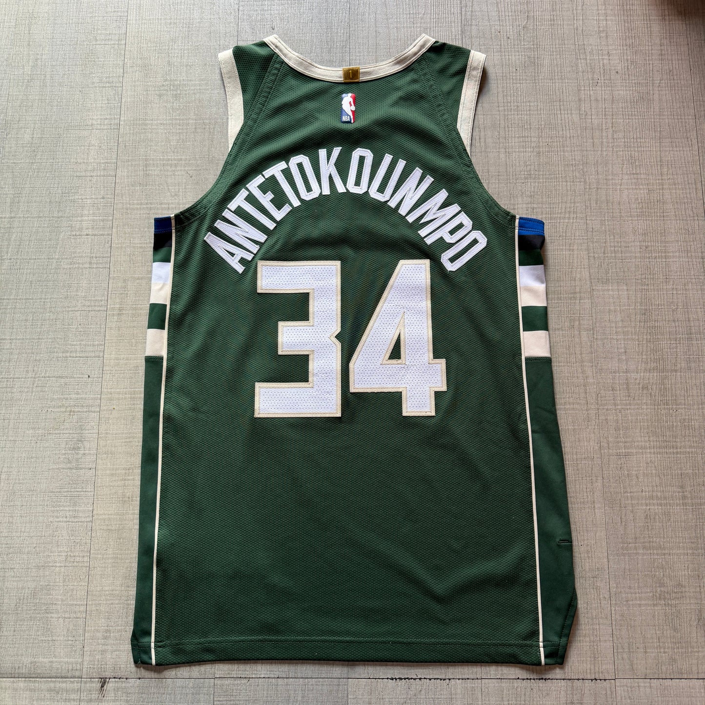 Giannis Antetokounmpo Milwaukee Bucks Authentic Icon Edition Nike Jersey