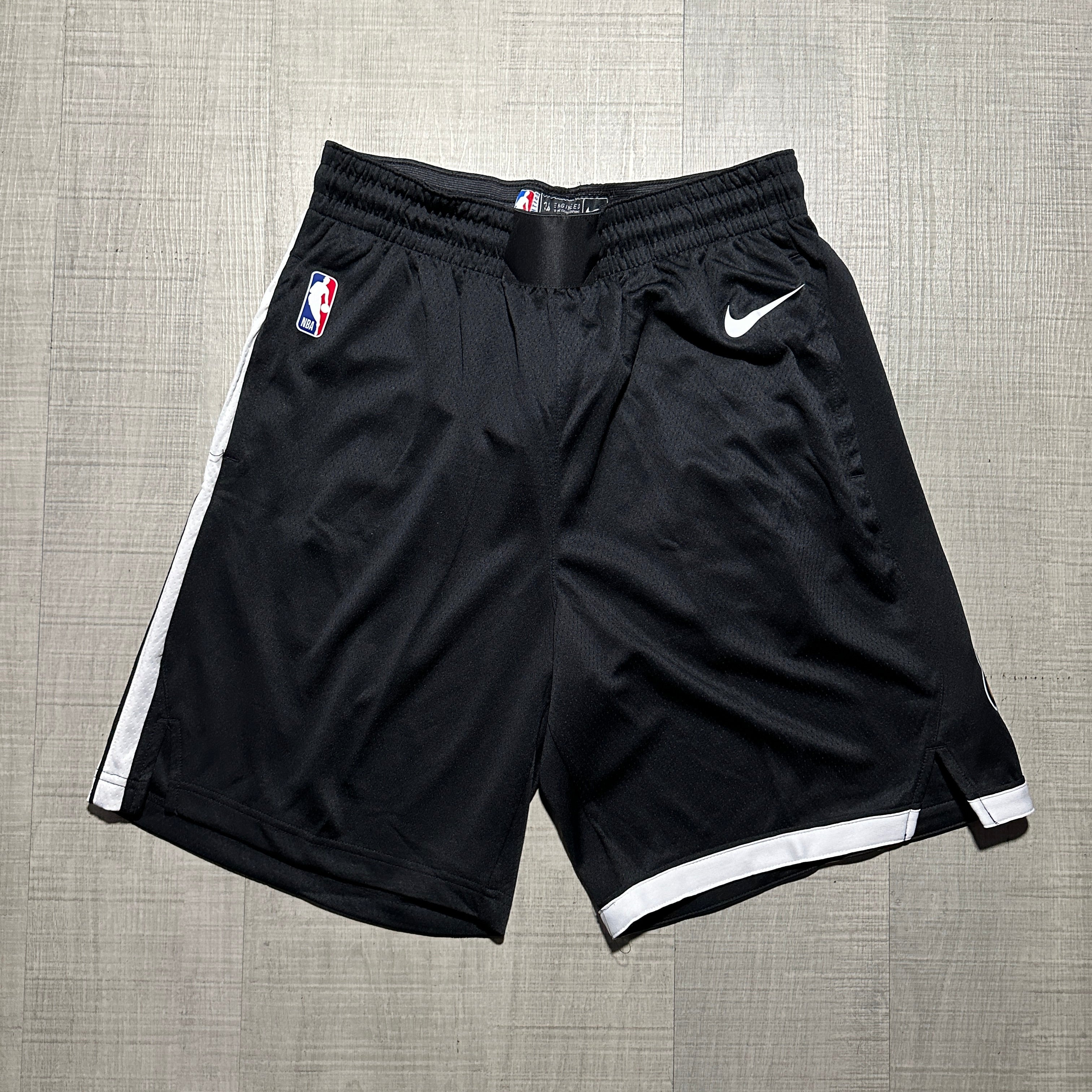 memphis grizzlies shorts retro