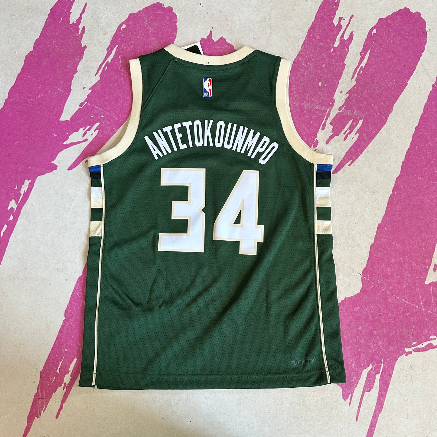 Giannis Antetokounmpo Milwaukee Bucks Nike Kids Jersey
