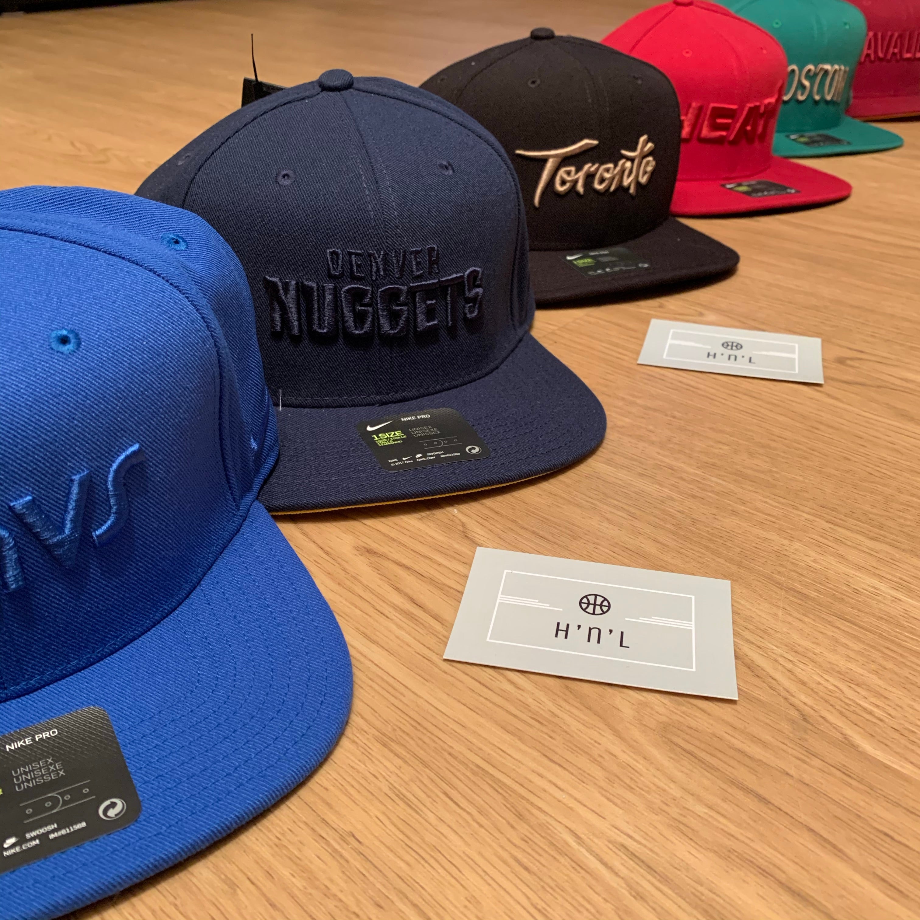 Snap Backs – Hoopin'N'Lootin