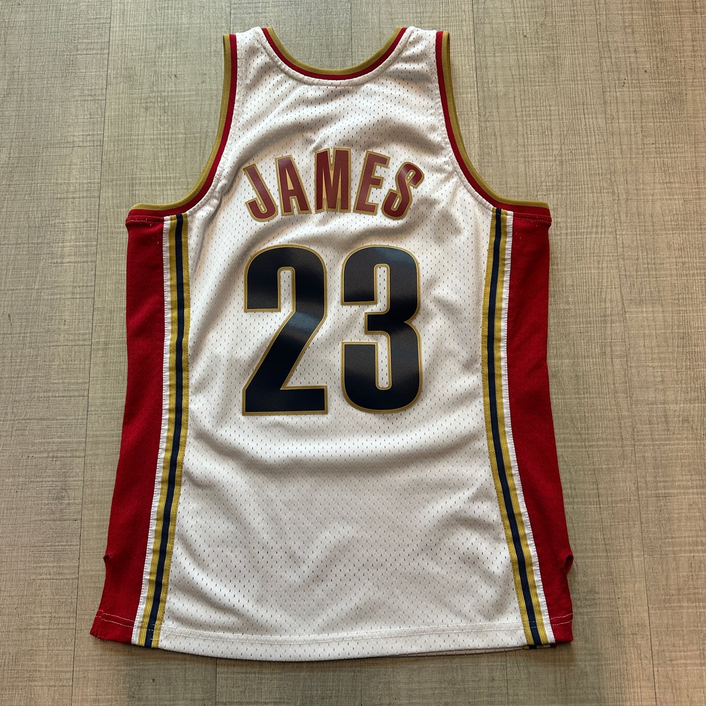 LeBron James Cleveland Cavaliers 03-04 Mitchell & Ness Jersey