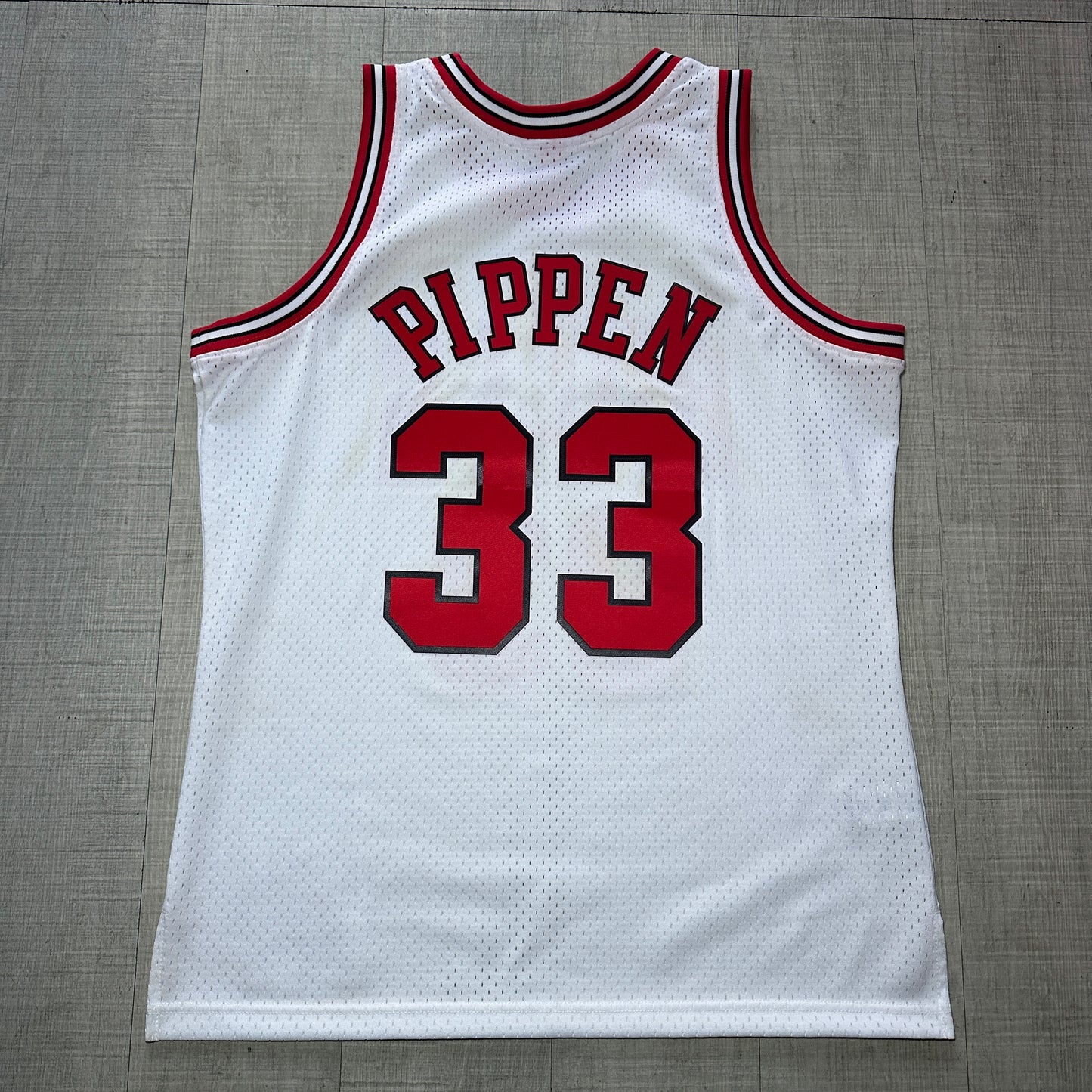 Scottie Pippen Chicago Bulls 97-98 Mitchell & Ness Jersey