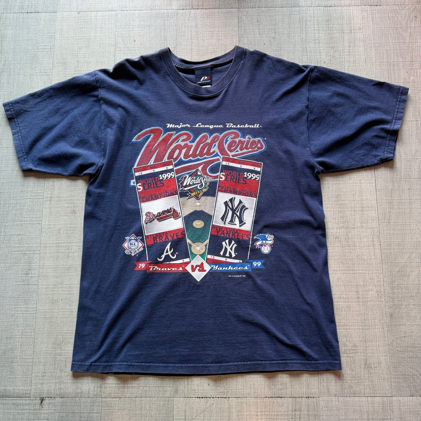 1999 World Series MLB Atlanta Braves New York Yankees Pro Player Tee