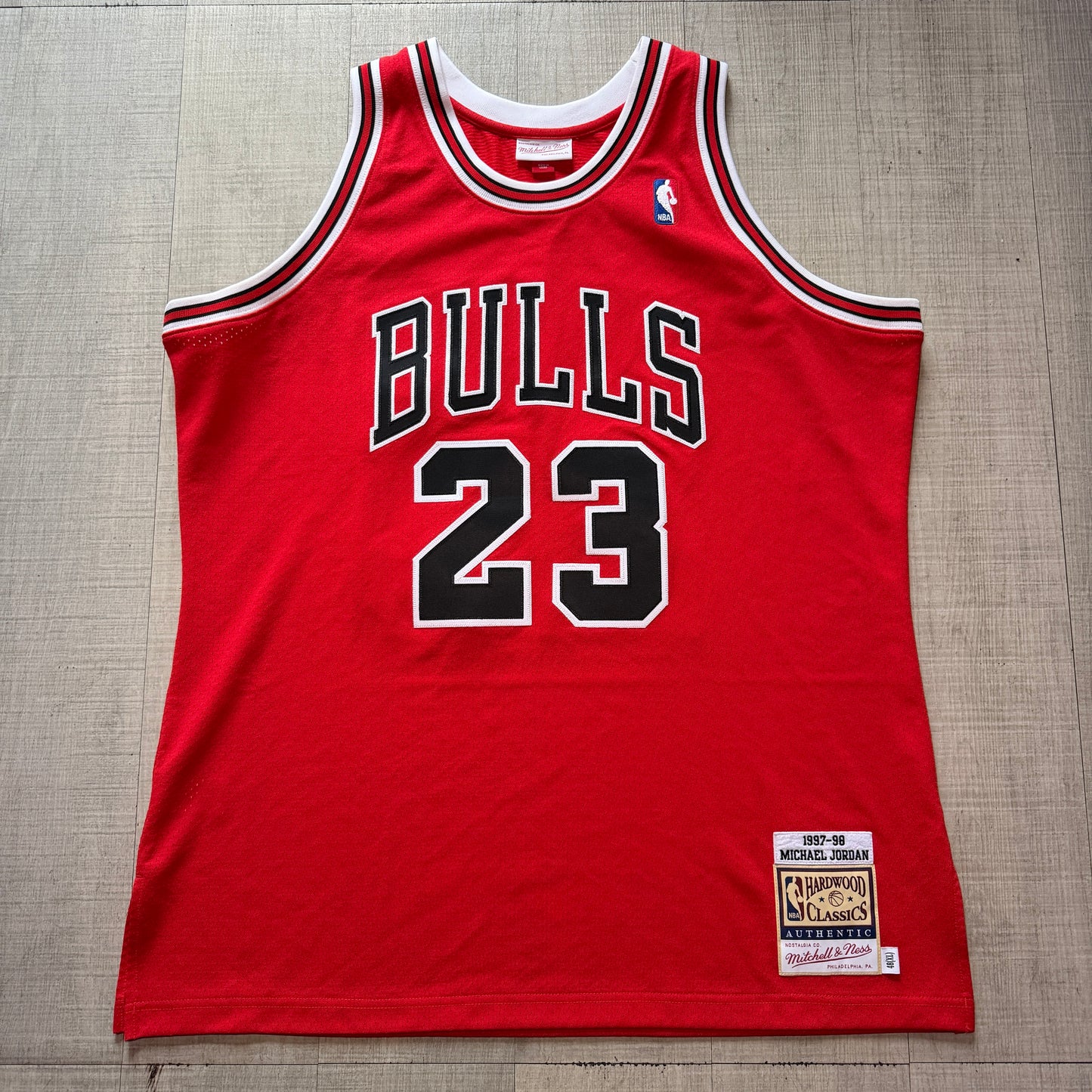 Micheal Jordan Chicago Bulls 97-98 Authentic Mitchell & Ness Jersey