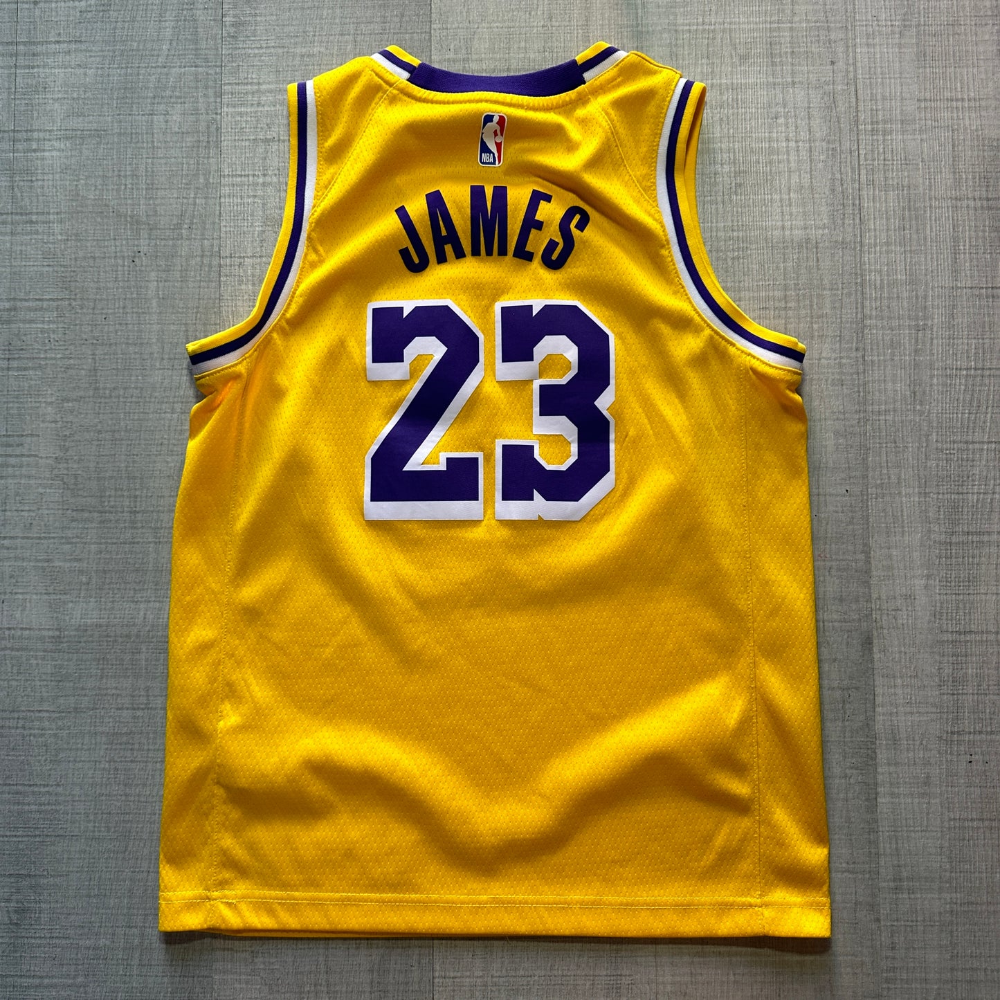 LeBron James LA Lakers Nike Kids Jersey