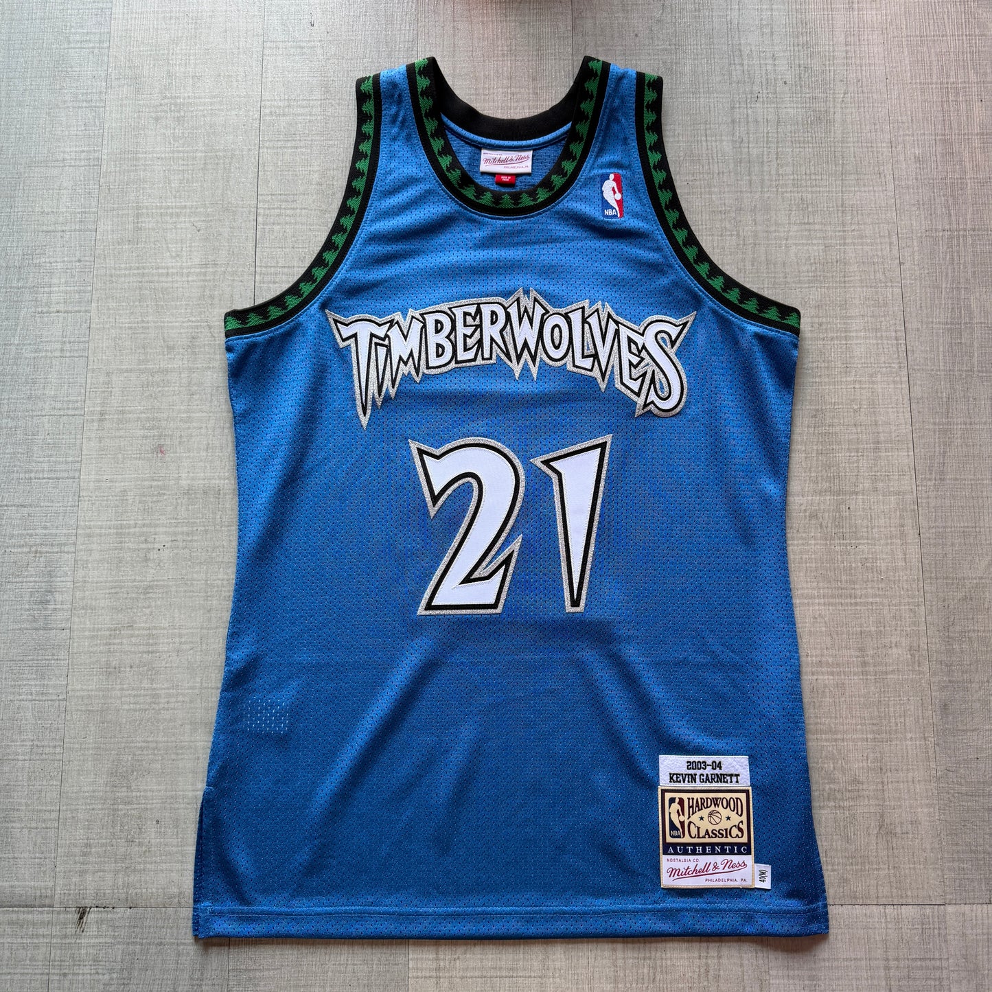 Kevin Garnett Minnesota Timberwolves 03-04 Authentic Mitchell & Ness Jersey