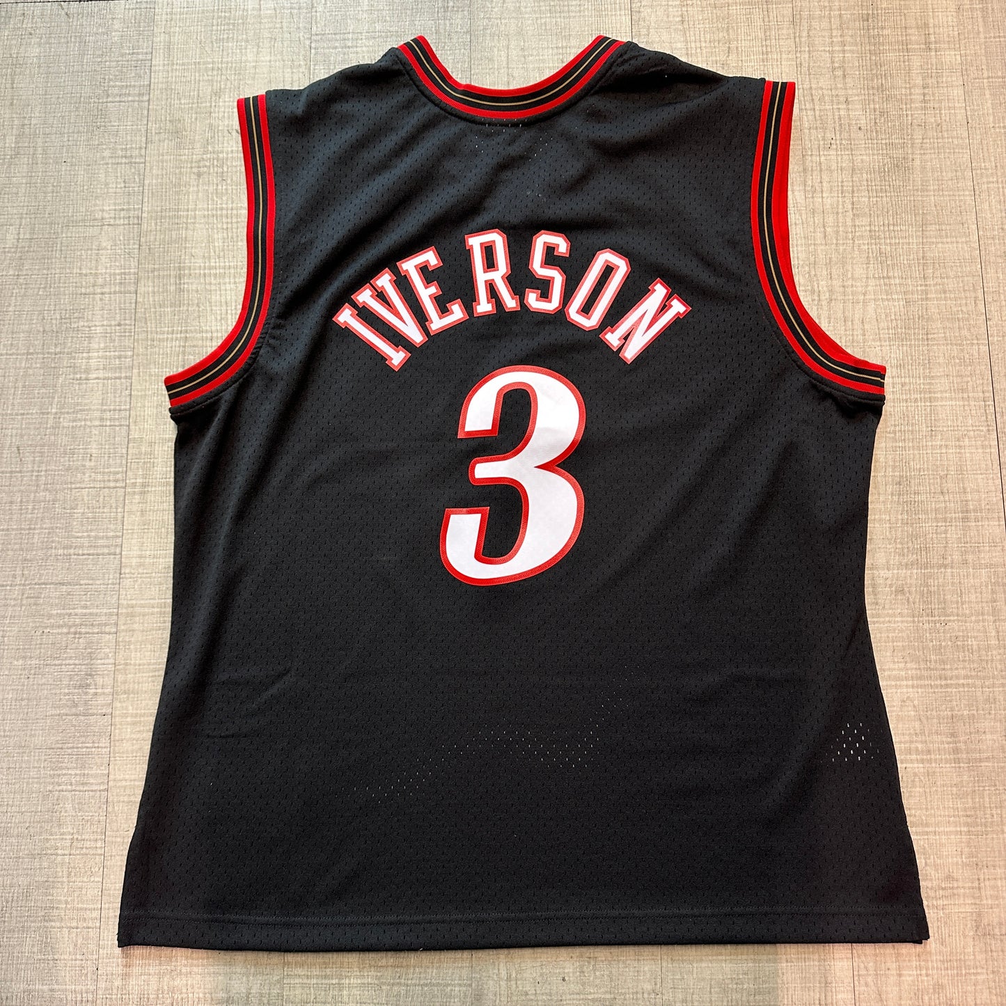Allen Iverson Philadelphia 76ers 00-01 Mitchell & Ness Jersey