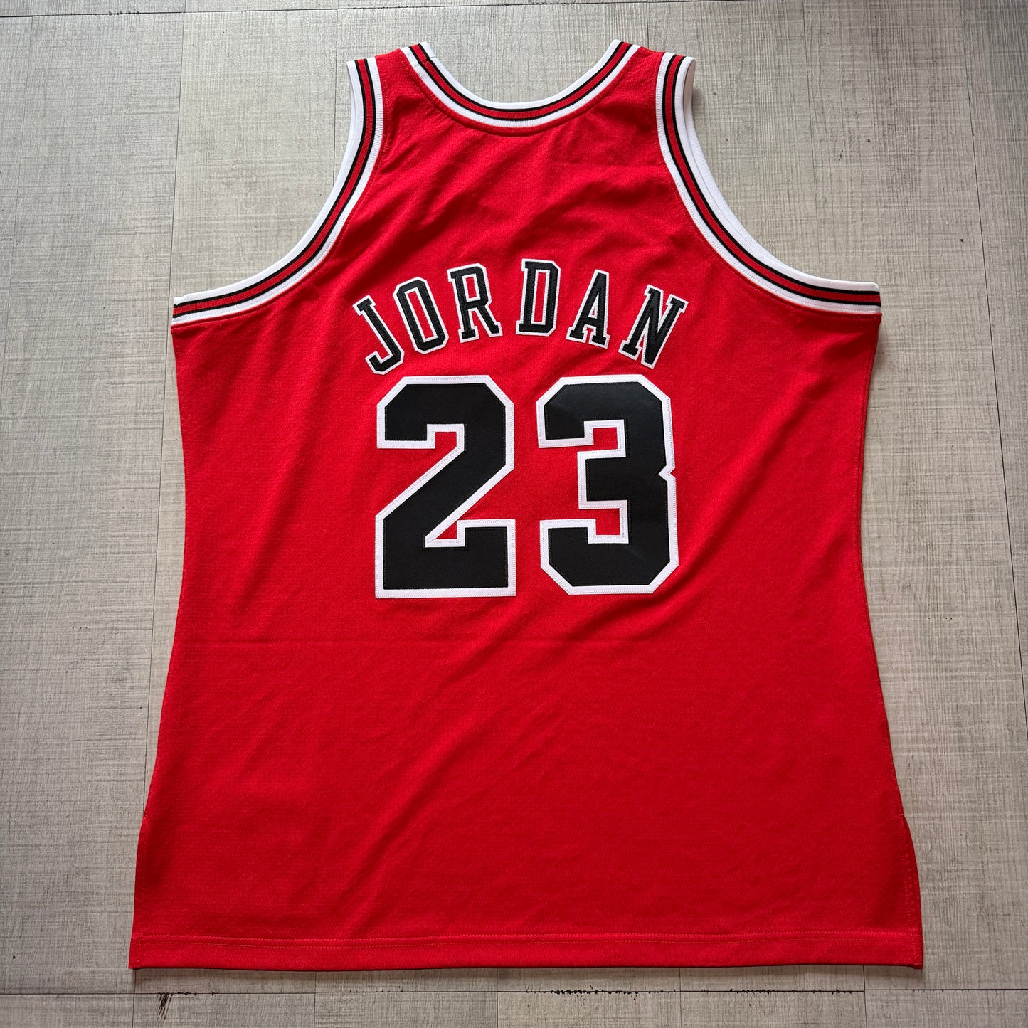Micheal Jordan Chicago Bulls 97-98 Authentic Mitchell & Ness Jersey