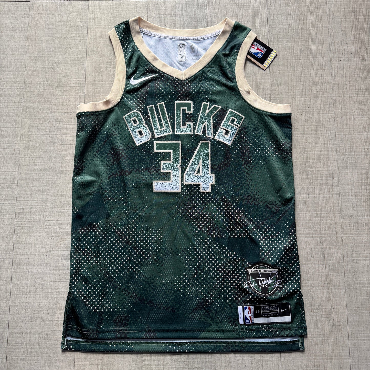 Giannis Antetokounmpo Milwaukee Bucks Select Series Nike Jersey