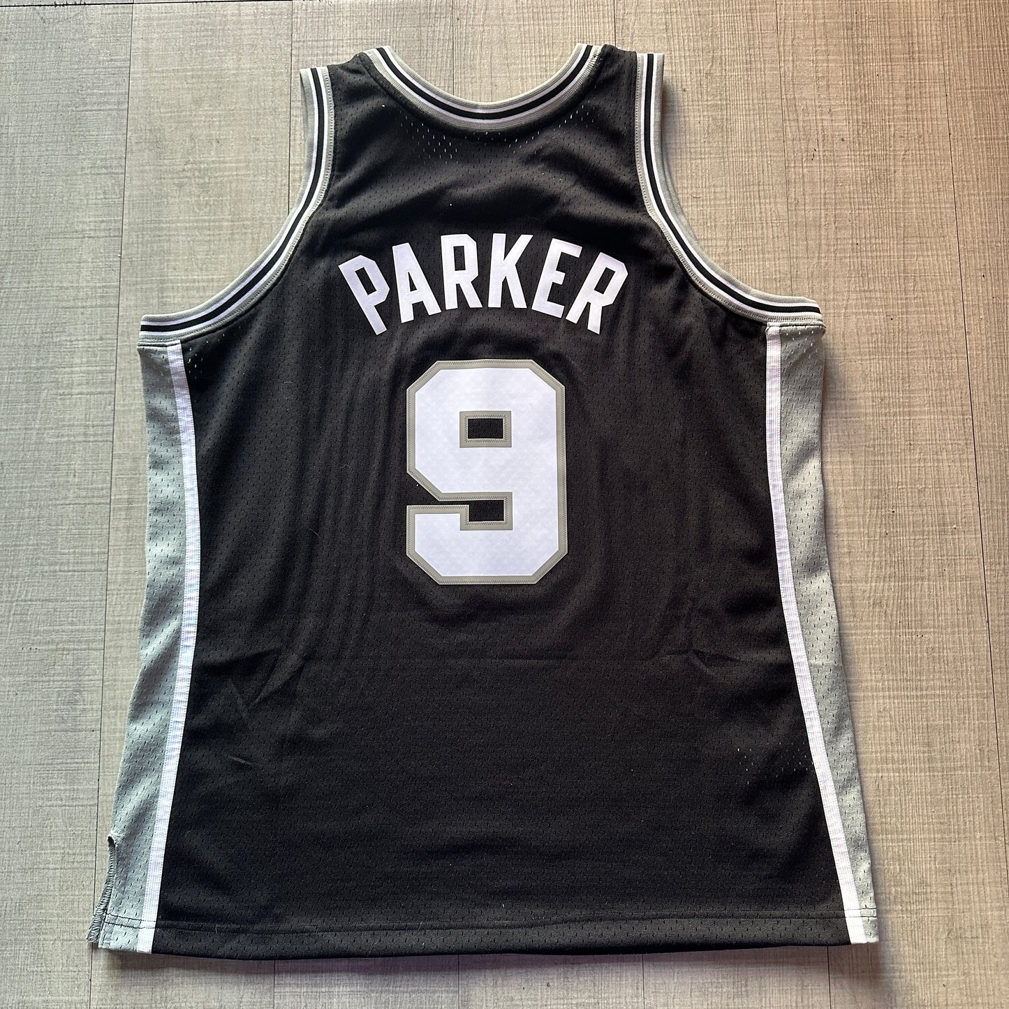 Tony Parker San Antonio Spurs 00-01 Mitchell & Ness Jersey