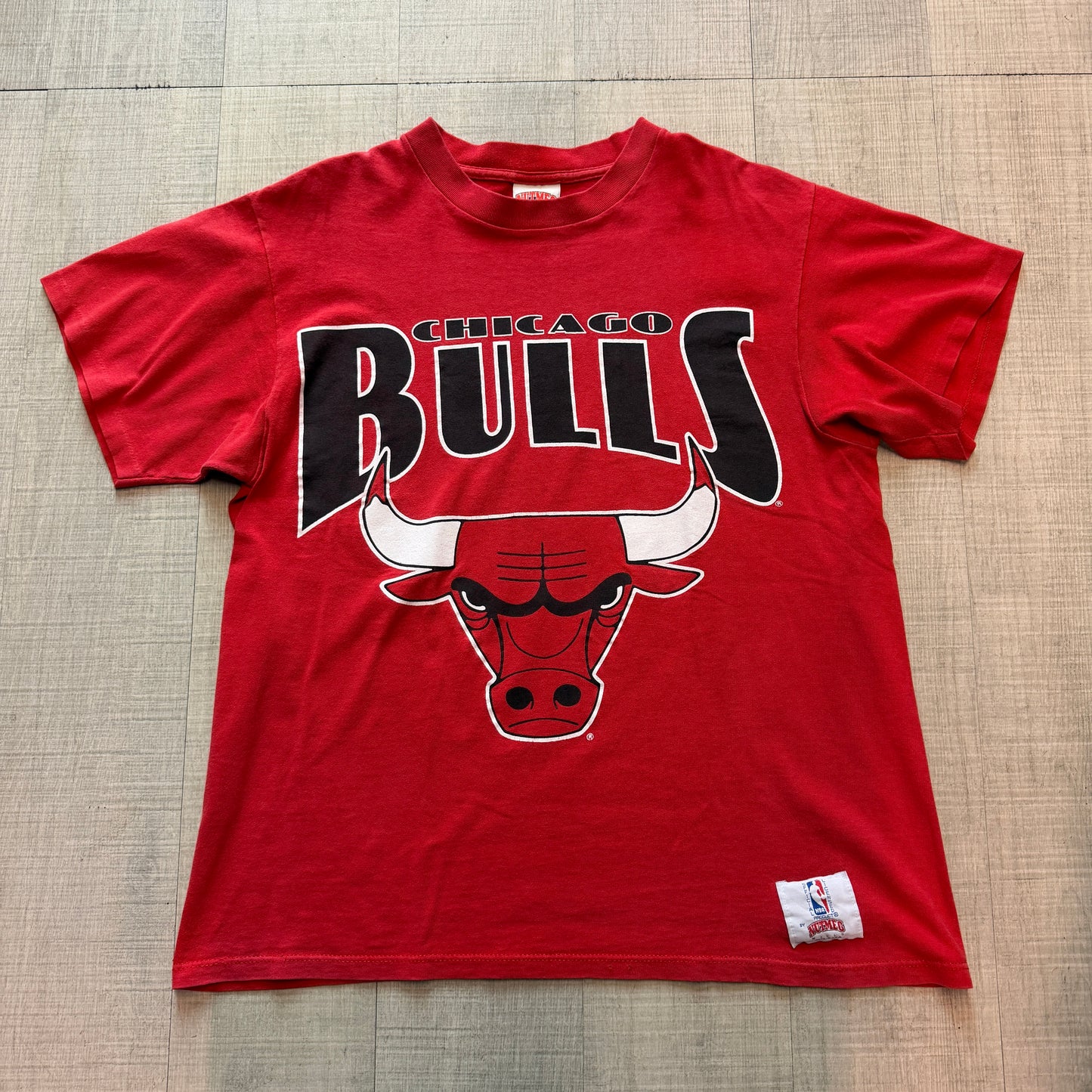 Chicago Bulls Big Logo Nutmeg Tee