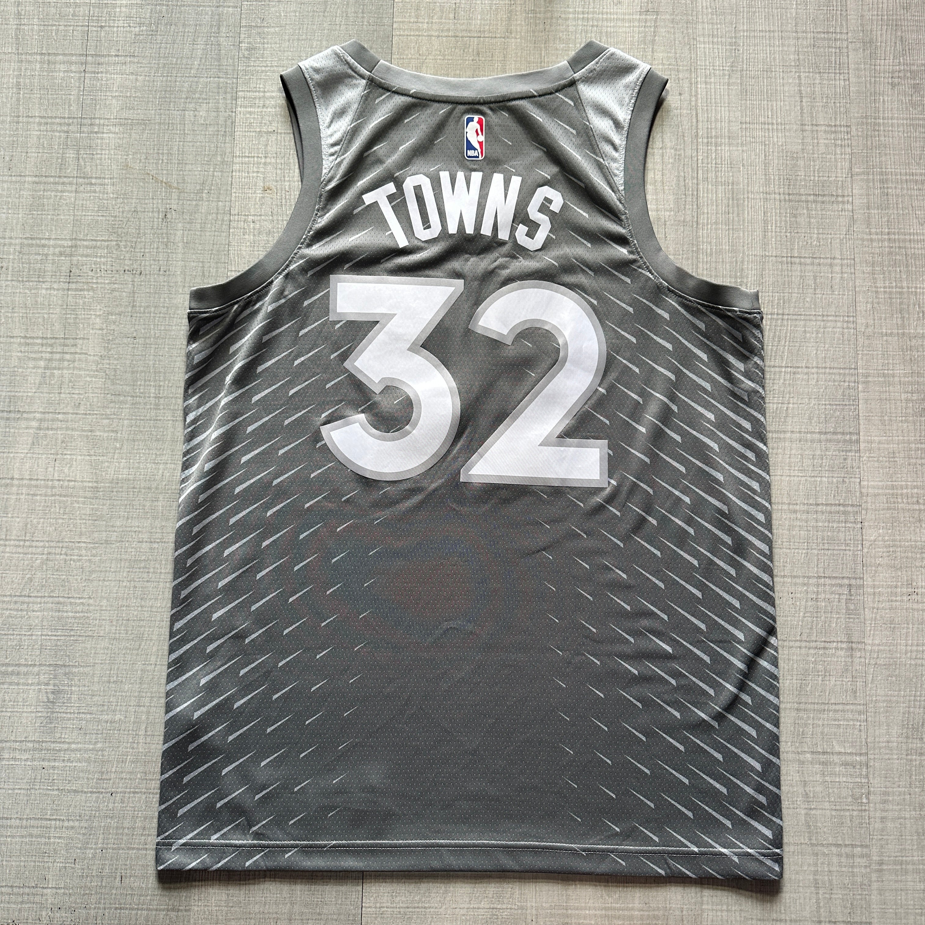 Karl anthony towns city edition jersey hotsell