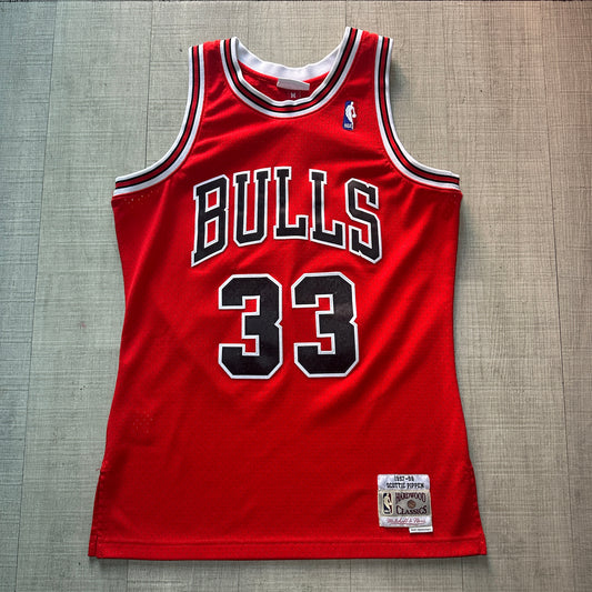 Scottie Pippen Chicago Bulls 97-98 Mitchell & Ness Jersey