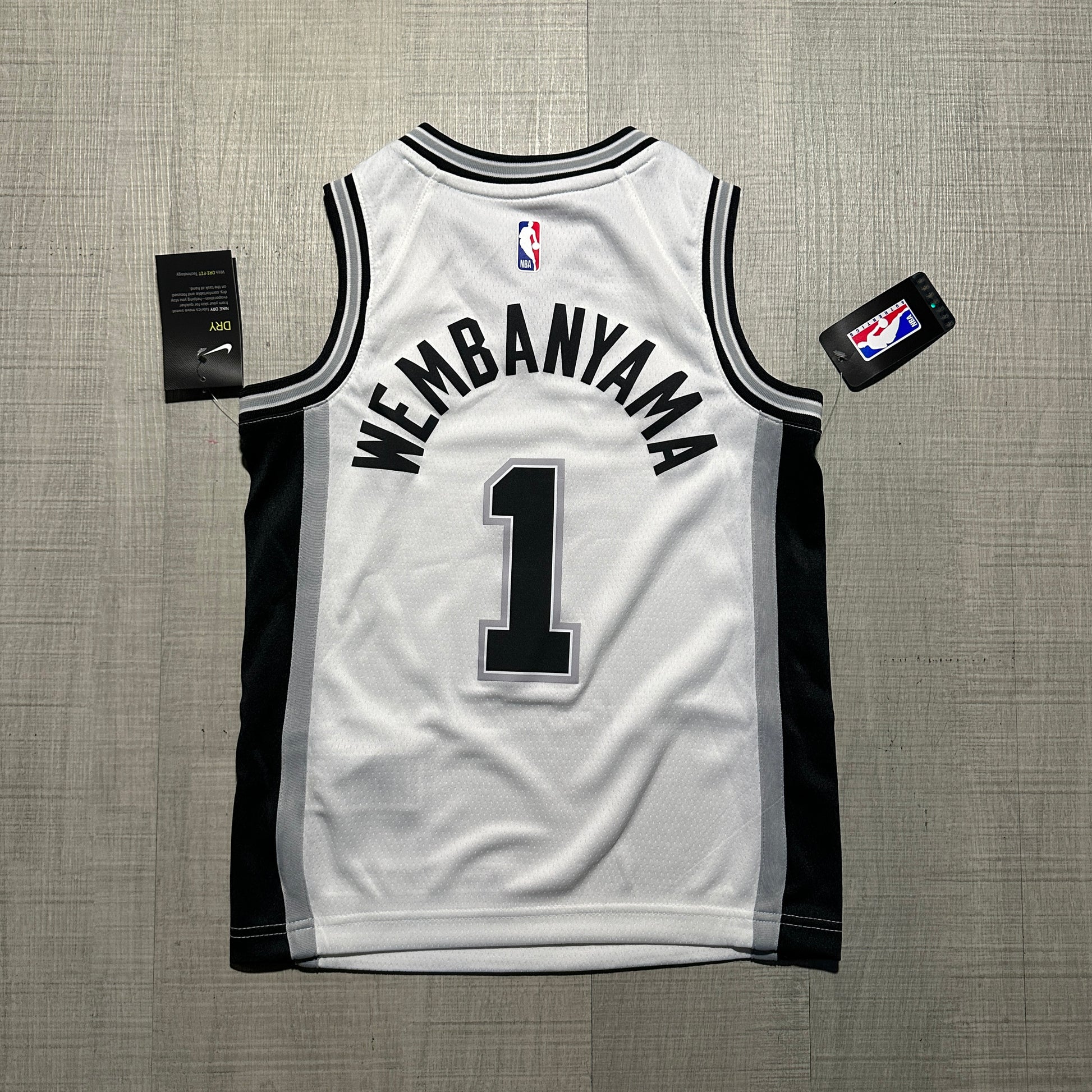 Maillot NBA Enfant Victor Wembanyama San Antonio Spurs Nike Icon Edition