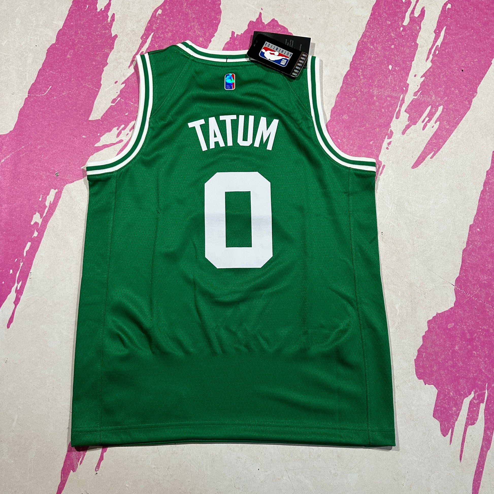 Jayson Tatum Celtics Icon Edition Older Kids' Nike NBA Swingman Jersey.  Nike UK