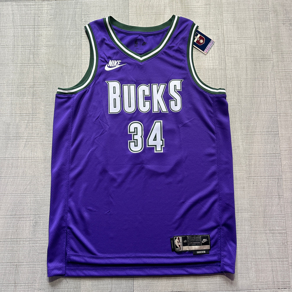 Giannis Antetokounmpo Milwaukee Bucks Classic Edition Nike Jersey