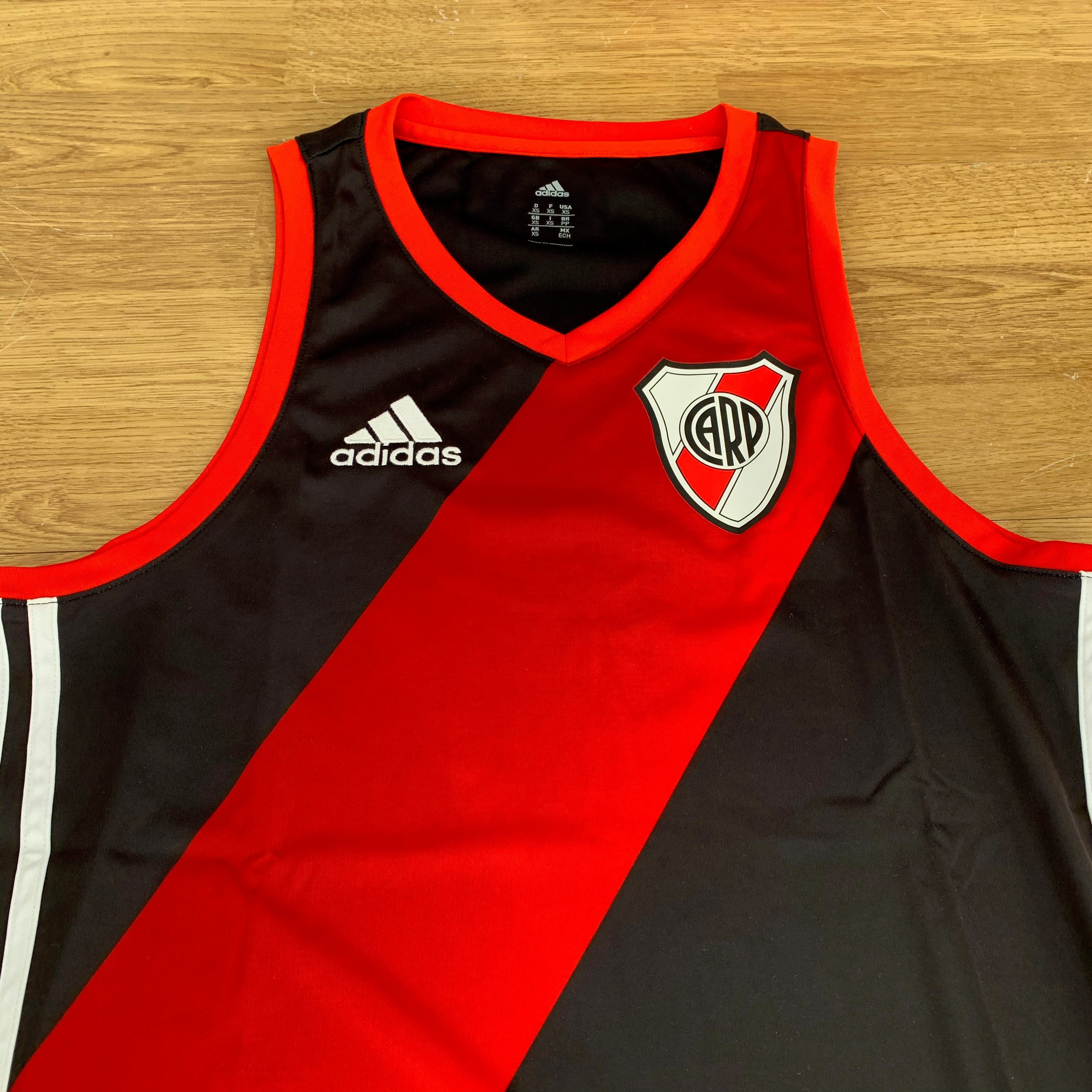 River plate basketball store jersey